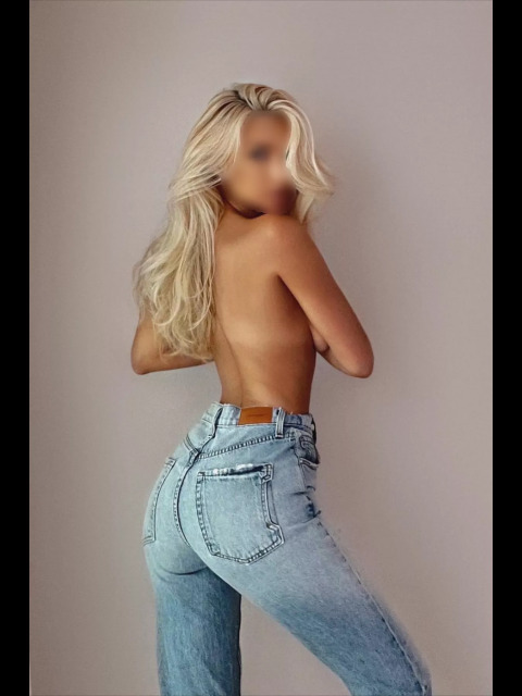 Проститука Питера Маша